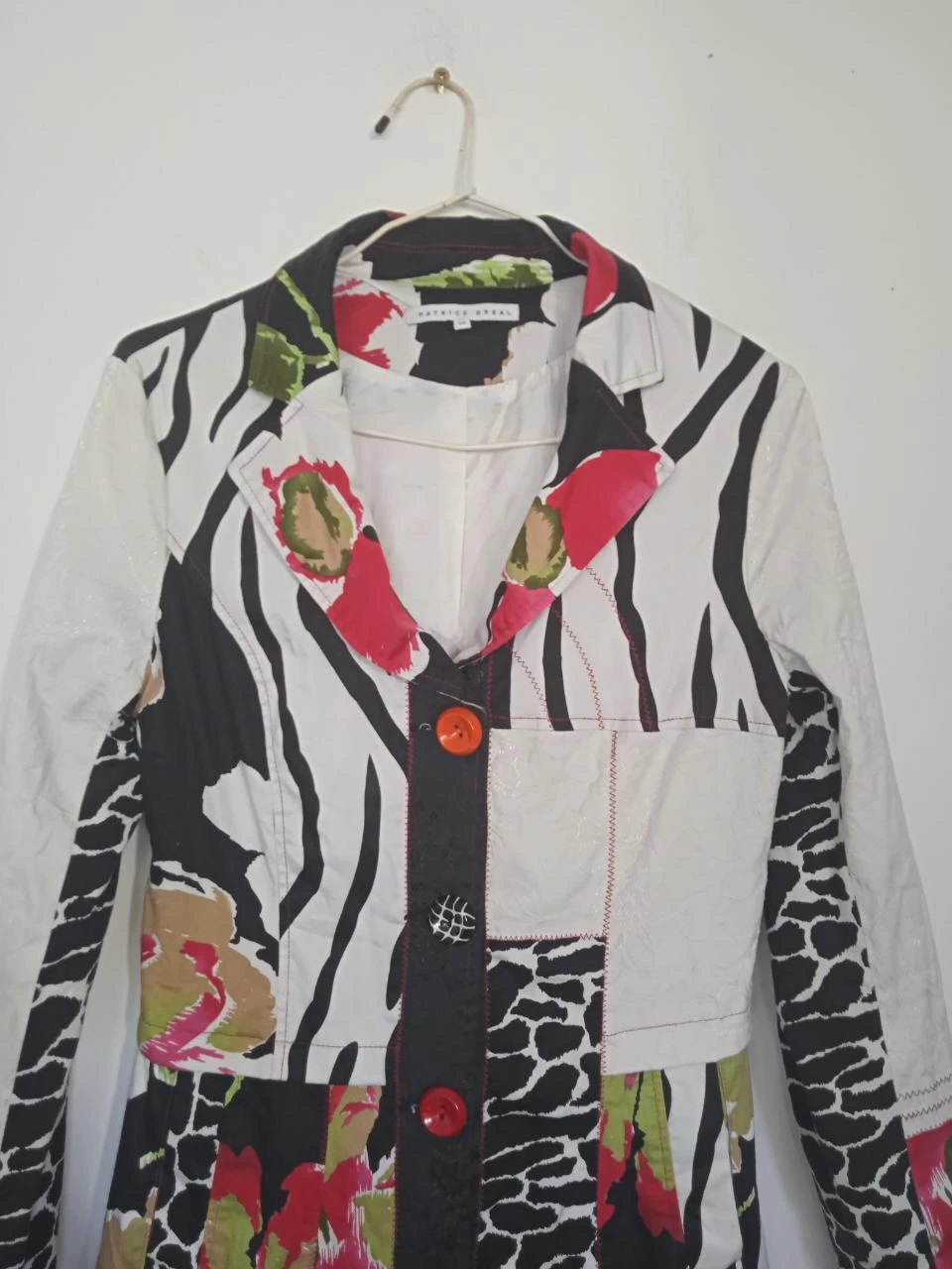 3/4 long blazer style jacket, highly colorful embroidered, Patrice Bréal size 38 – photo 2